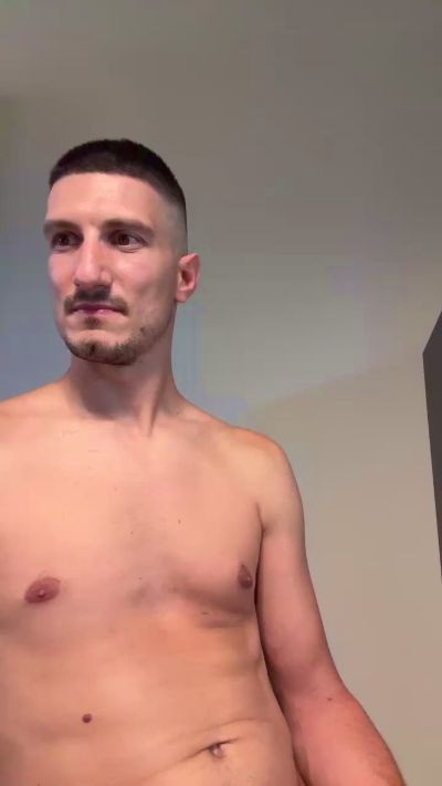 bigsurprisexxx live cam on Cam4