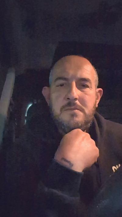 bikerbear197 live cam on Cam4