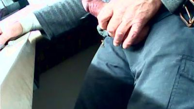 bildo_x live cam on Cam4