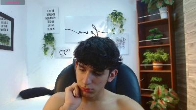 billy_wildd Live Cam and Statistics on UnifiedCams