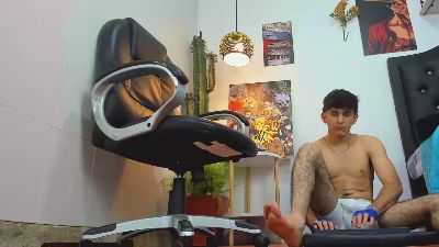 billy_wildd live cam on Cam4