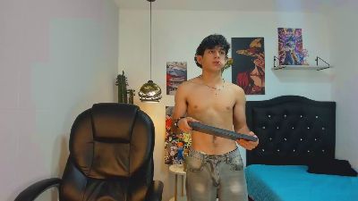 billy_wildd live cam on Cam4