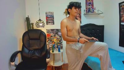 billy_wildd live cam on Cam4