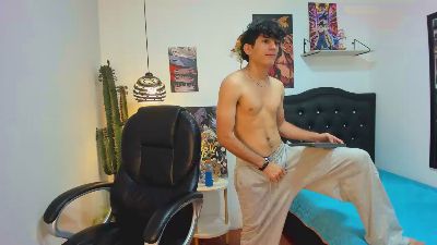 billy_wildd live cam on Cam4
