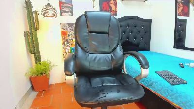 billy_wildd live cam on Cam4