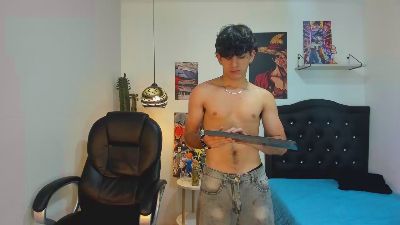 billy_wildd live cam on Cam4