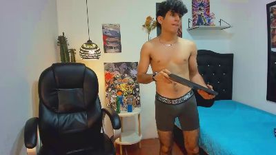 billy_wildd live cam on Cam4