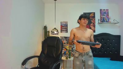 billy_wildd live cam on Cam4