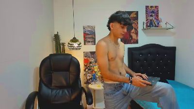 billy_wildd live cam on Cam4