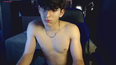 billy_wildd live cam on Cam4