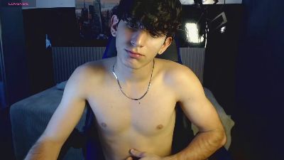 billy_wildd live cam on Cam4