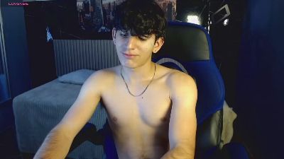 billy_wildd live cam on Cam4