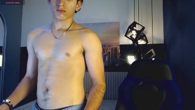 billy_wildd live cam on Cam4