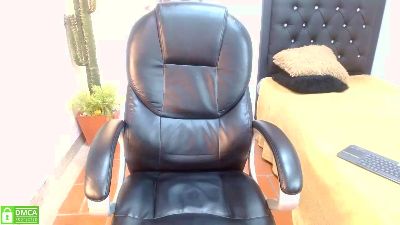 billy_wildd live cam on Cam4