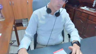 bimasseurpoilu live cam on Cam4