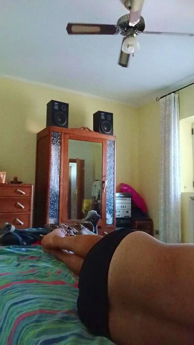 bingo65 live cam on Cam4