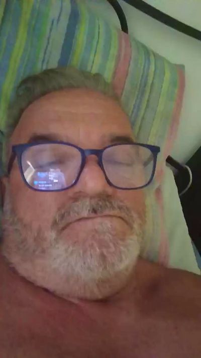 bingo65 live cam on Cam4