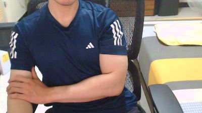 bio1988 live cam on Cam4