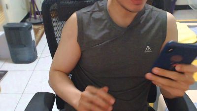 bio1988 live cam on Cam4