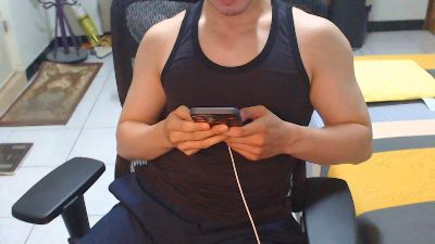 bio1988 live cam on Cam4