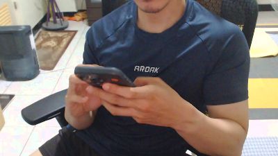 bio1988 live cam on Cam4