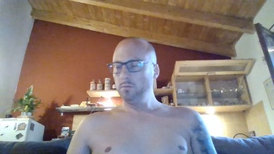 birillo82 live cam on Cam4