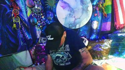 biteme69691 live cam on Cam4