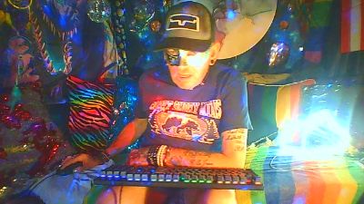 biteme69691 live cam on Cam4