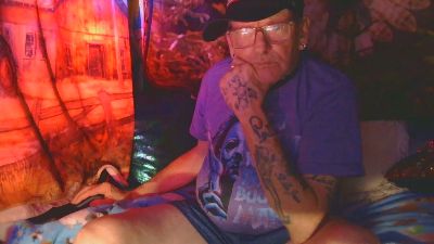 biteme69691 live cam on Cam4