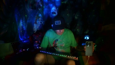 biteme69691 live cam on Cam4