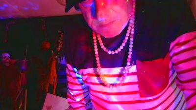 biteme69691 live cam on Cam4
