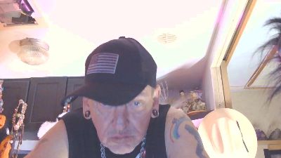 biteme69691 live cam on Cam4