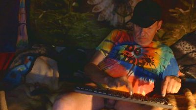 biteme69691 live cam on Cam4