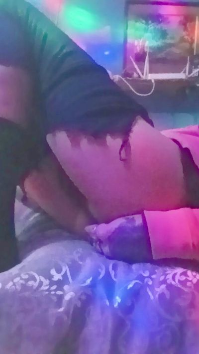 bizzarap1987 live cam on Cam4