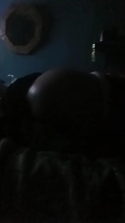 bizzarap1987 live cam on Cam4