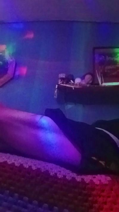 bizzarap1987 live cam on Cam4