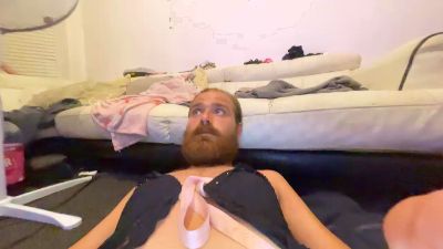 bk2018 live cam on Cam4