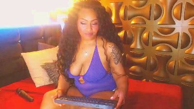 black_ambar live cam on Cam4