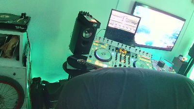black_gapboy_35 live cam on Cam4