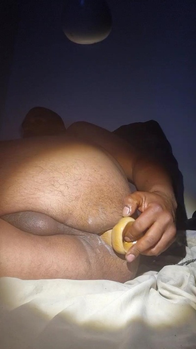 black_gapboy_35 live cam on Cam4