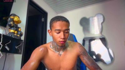blackk_latino live cam on Cam4