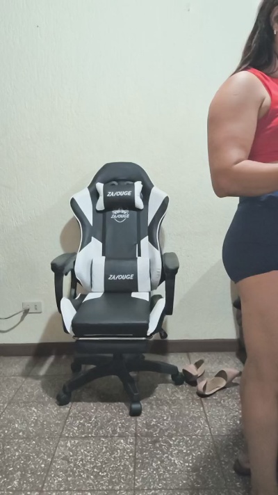 blackwidowla live cam on Cam4
