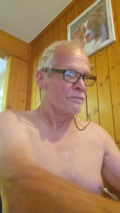 blasehase50 live cam on Cam4