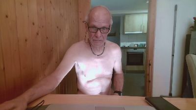 blasehase50 live cam on Cam4