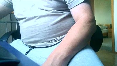 blau325 live cam on Cam4
