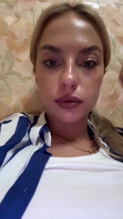 bloli666ru_sexy live sex cam preview from Russia