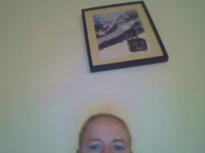blondeandpetite live cam on Cam4