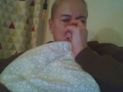 blondeandpetite live cam on Cam4