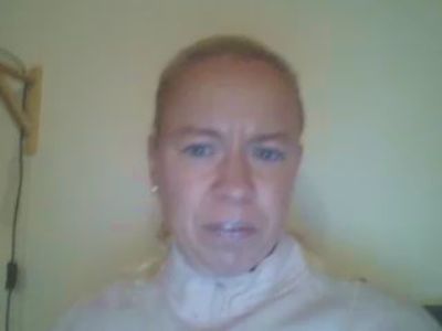 blondeandpetite live cam on Cam4