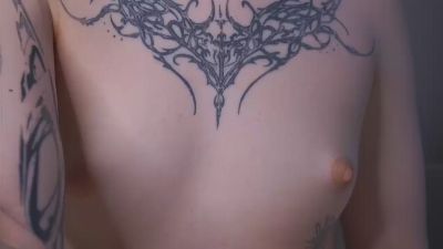 blondie_ink live cam on Cam4